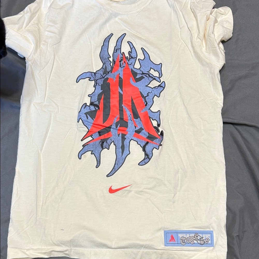 Nike Ja Men’s Basketball Tee in Cream